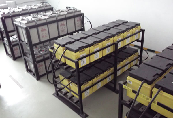 機房蓄電池監控