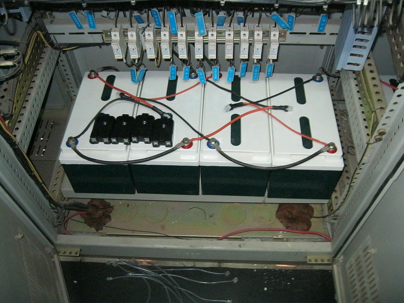 蓄電池內阻監測