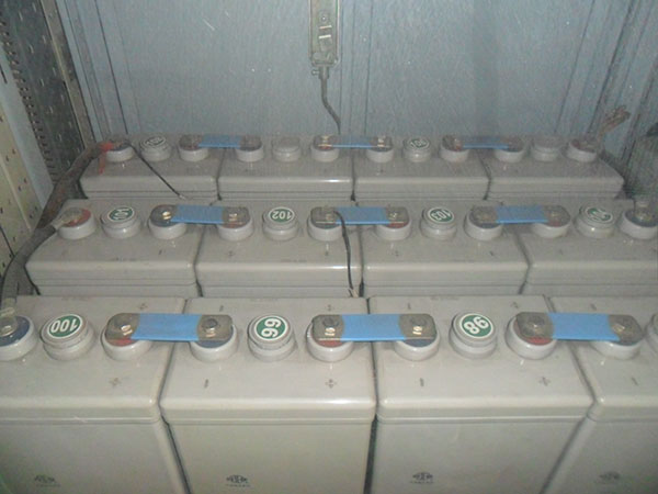 蓄電池內阻監測