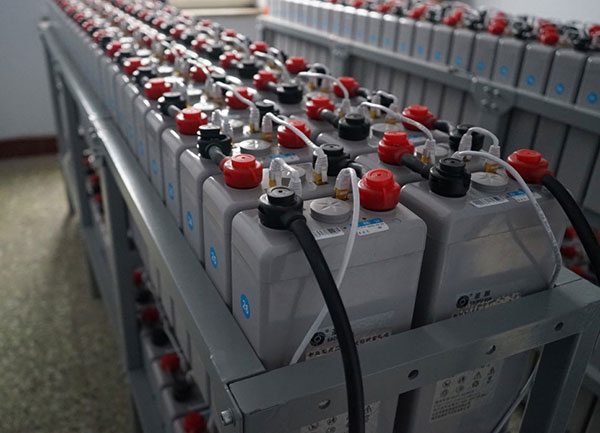 機房蓄電池監控