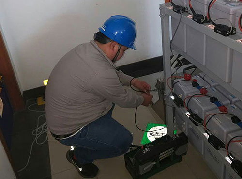 機房蓄電池故障監測