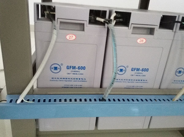 蓄電池故障監測