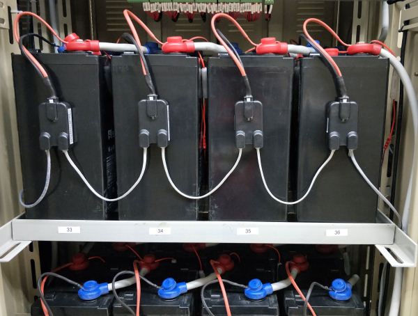 監測蓄電池內阻