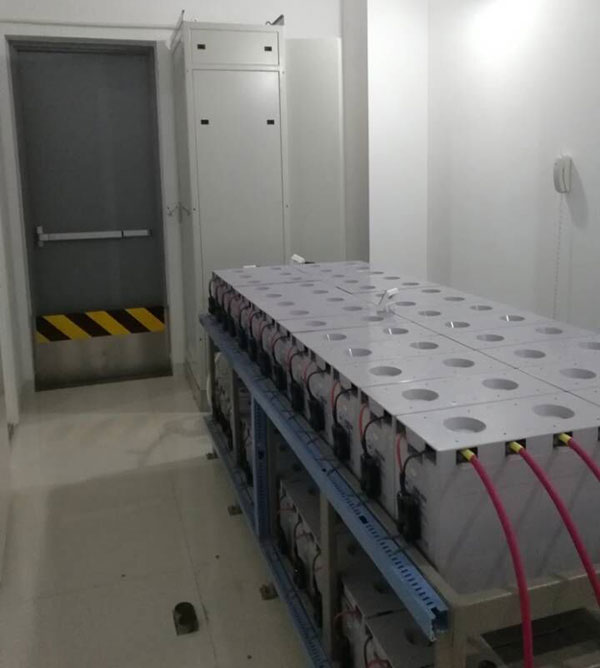 機房蓄電池監控