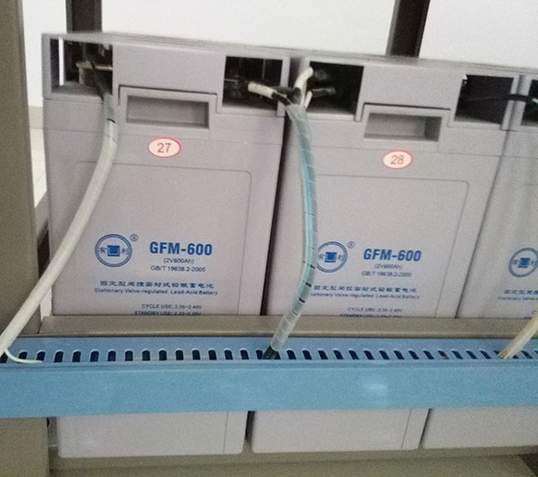 蓄電池故障監測