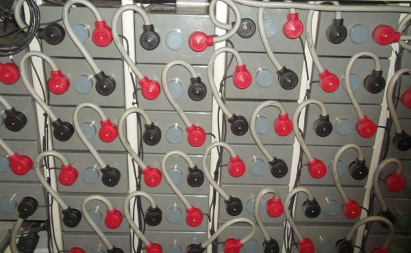 蓄電池監控系統方案